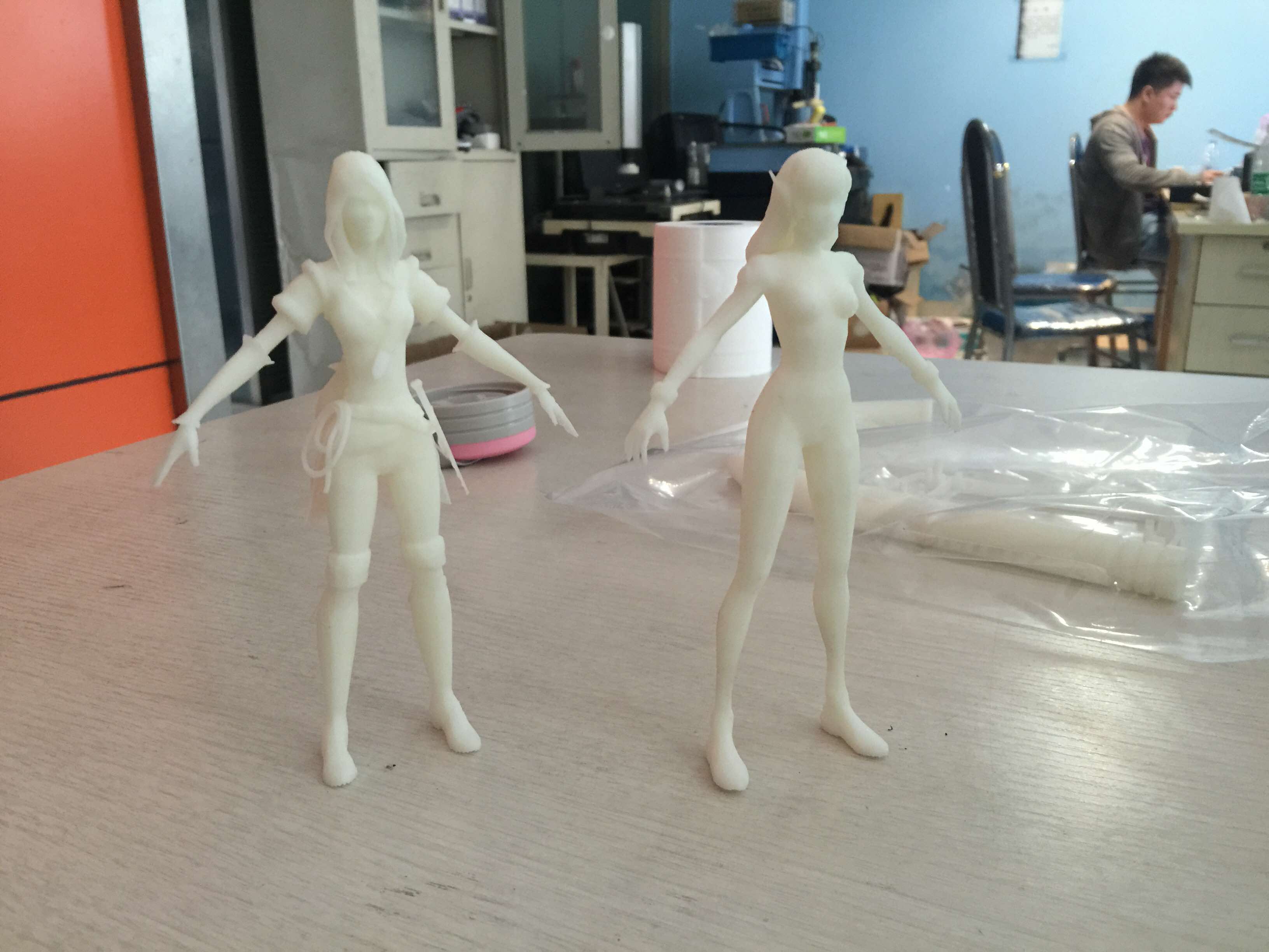 塑膠手板是什么？